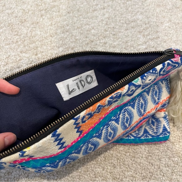 Colorful Woven Women’s Clutch with Tassle - Picture 2 of 5